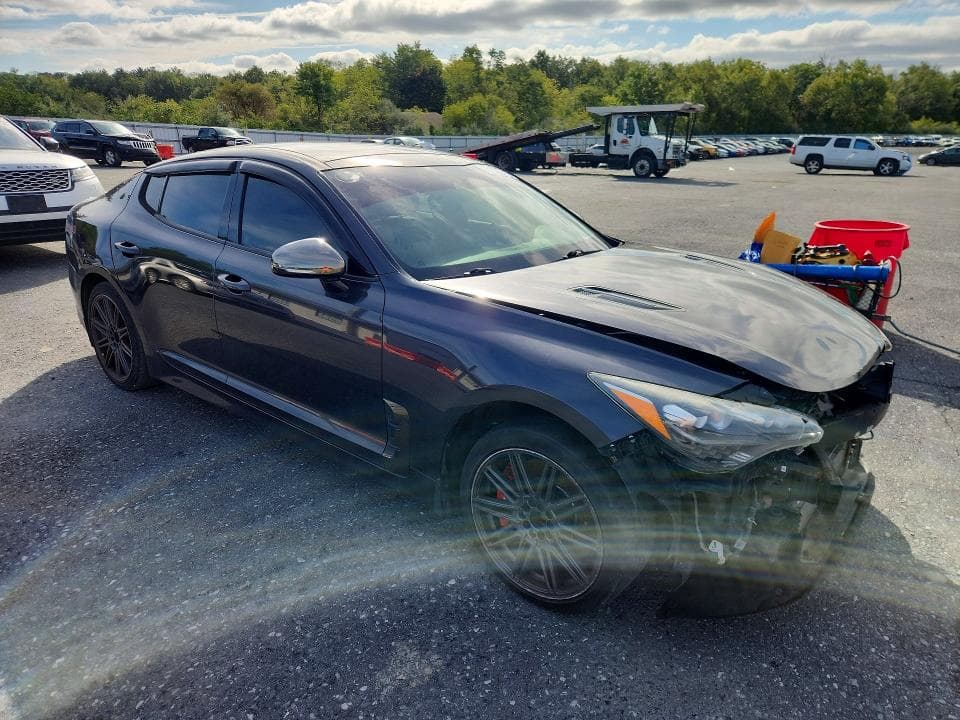 2018 KIA STINGER GT1 4
