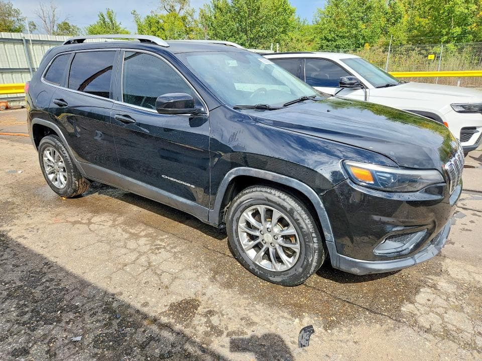 2019 JEEP CHEROKEE LATITUDE PLUS 4