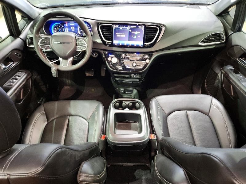 2025 CHRYSLER PACIFICA SELECT 8