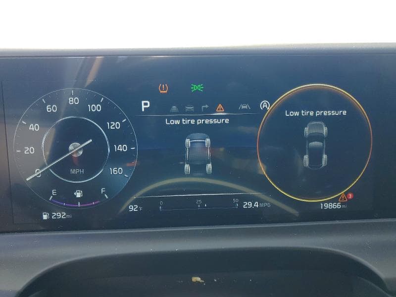 2025 KIA SELTOS EX 9