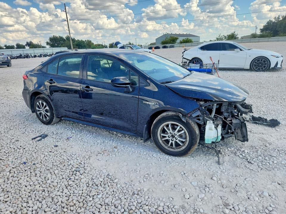 2021 TOYOTA COROLLA LE 4