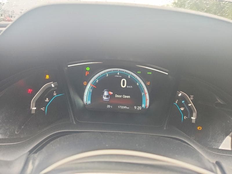 2018 HONDA CIVIC LX 9