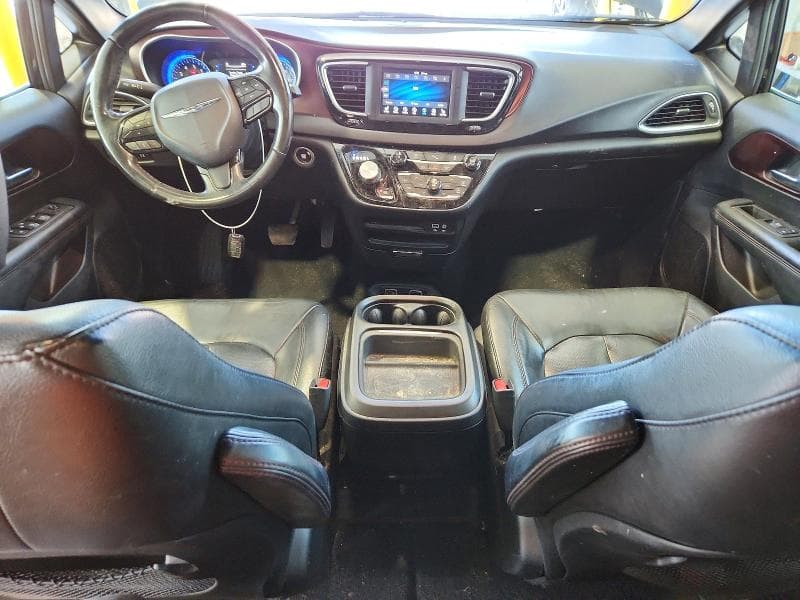 2019 CHRYSLER PACIFICA TOURING L 8
