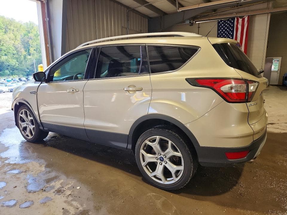 2017 FORD ESCAPE TITANIUM 2