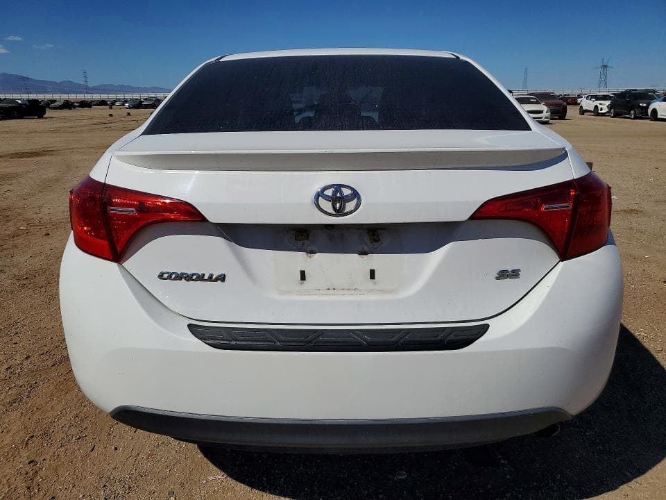 2018 TOYOTA COROLLA SE 6