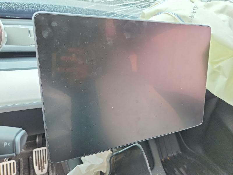 2023 TESLA MODEL  Y 9