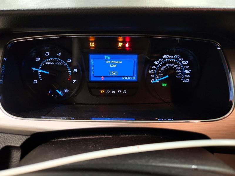 2017 FORD TAURUS SEL 9