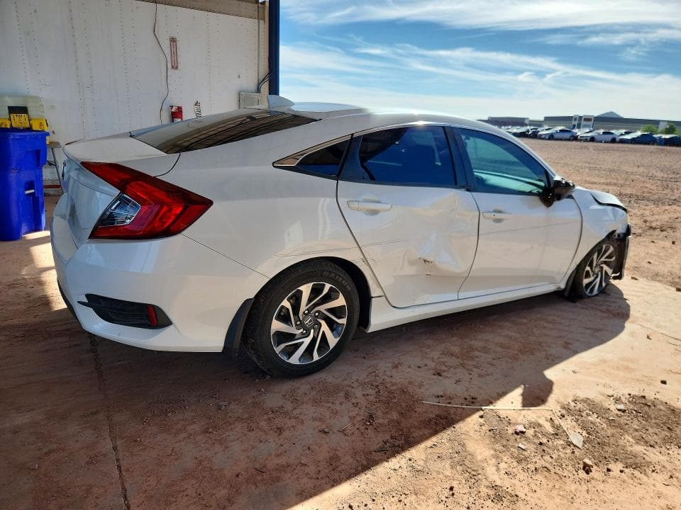 2018 HONDA CIVIC EX 3