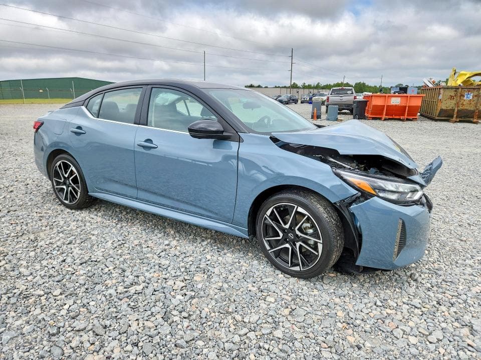2025 NISSAN SENTRA SR 4