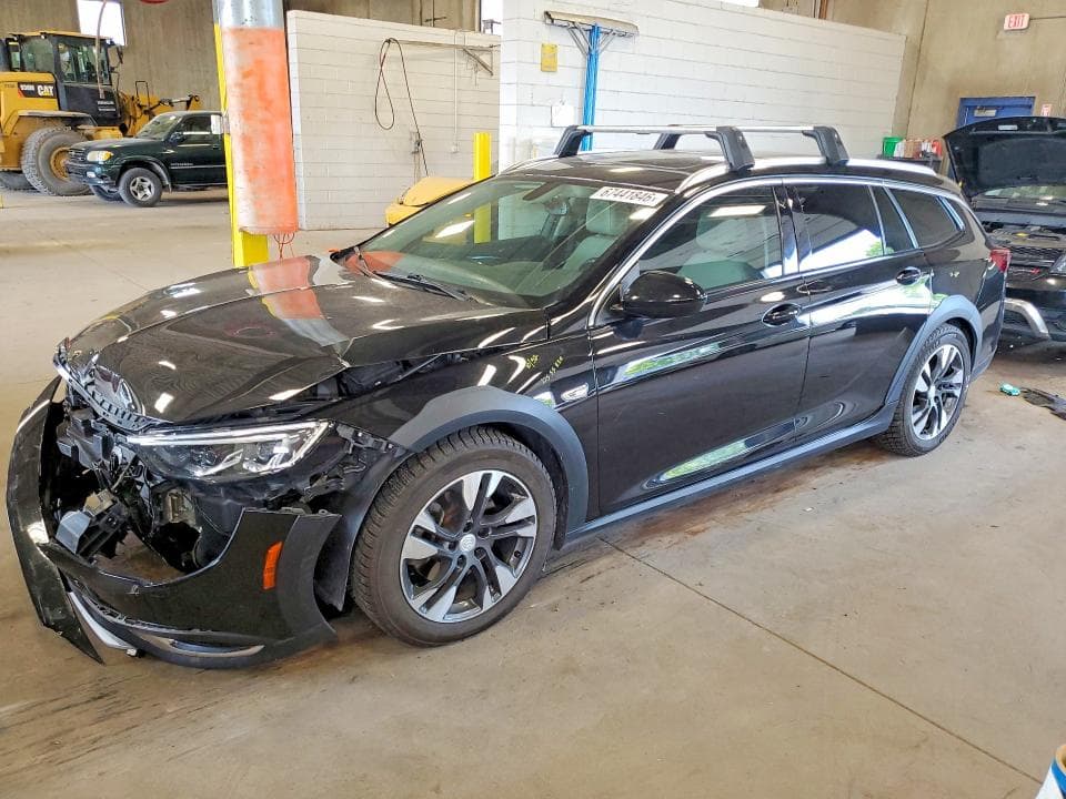 2018 BUICK REGAL TOURX ESSENCE - 1