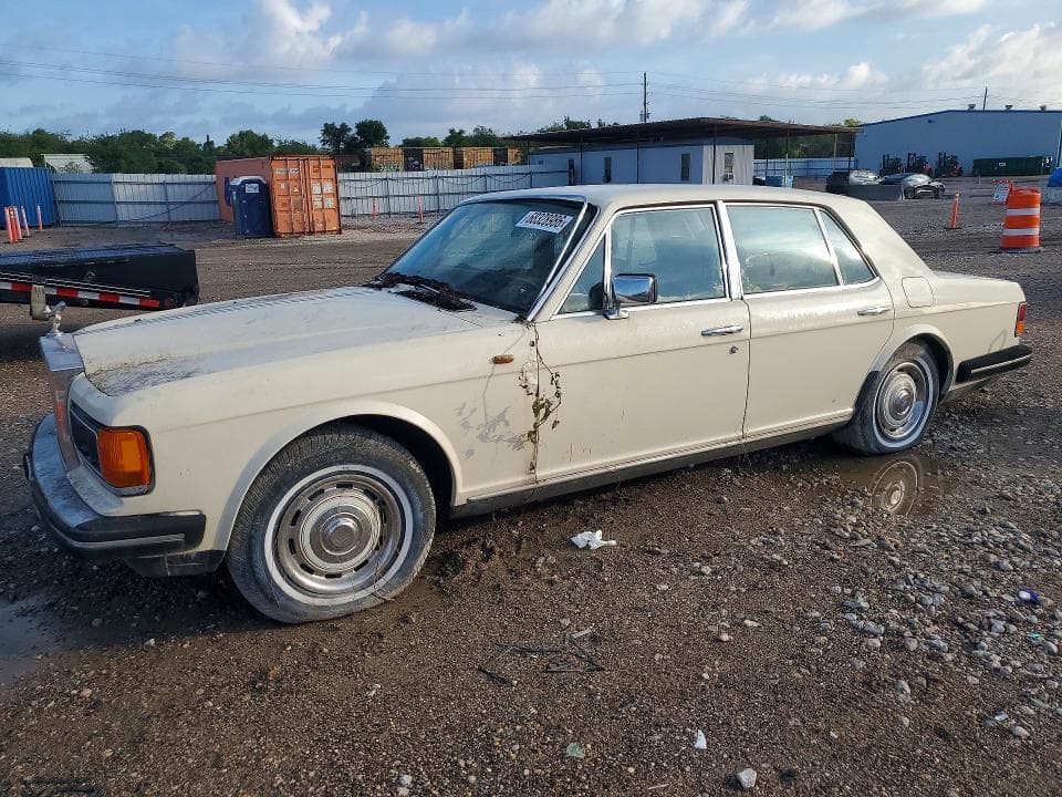 1982 ROLLS-ROYCE SILVER SPIRIT