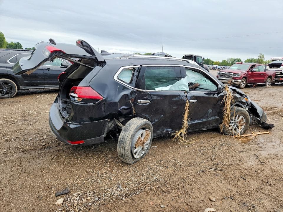 2019 NISSAN ROGUE SV 3