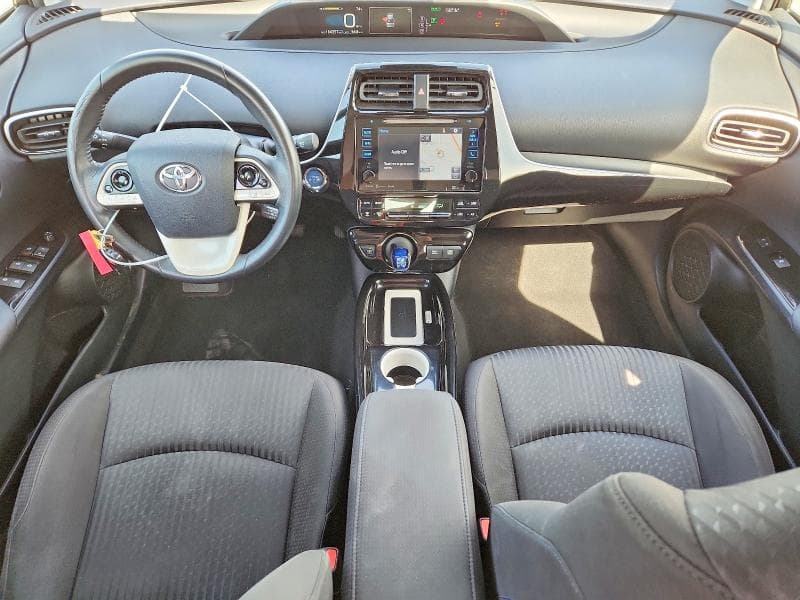 2017 TOYOTA PRIUS THREE 8