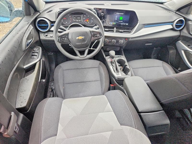 2026 CHEVROLET TRAX LS 8