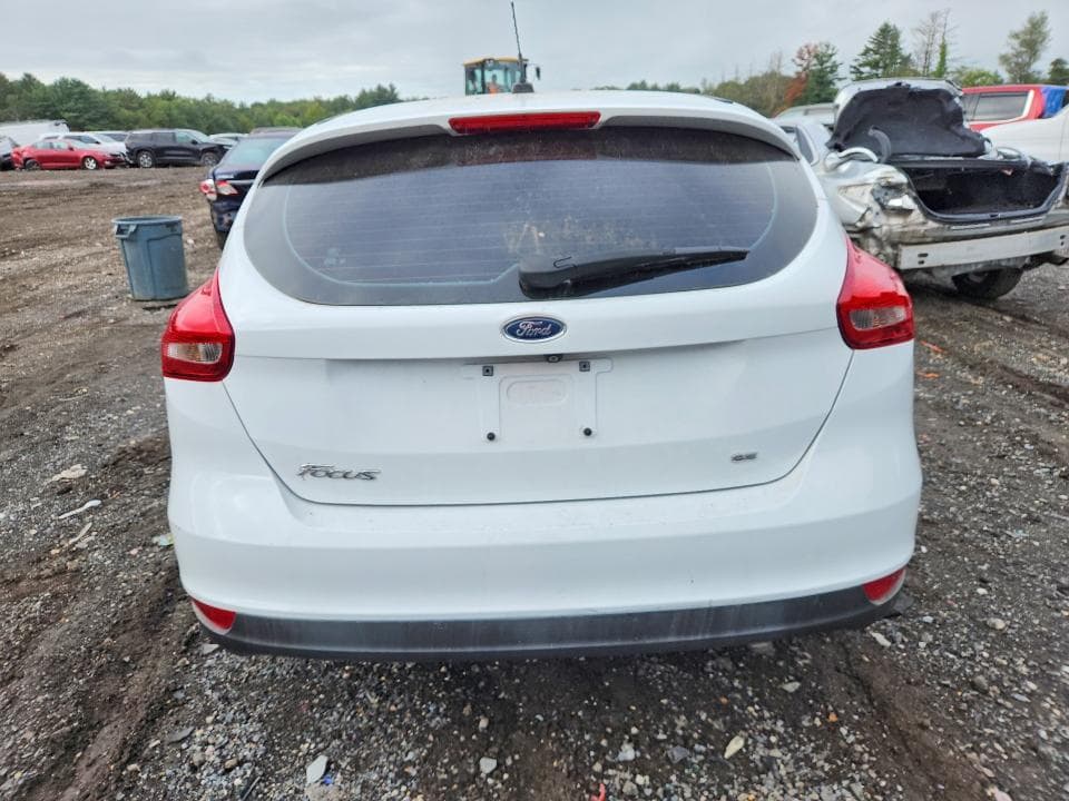 2017 FORD FOCUS SE 6