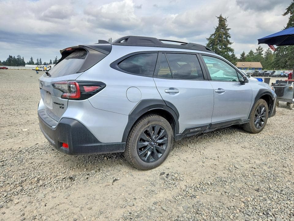 2023 SUBARU OUTBACK ONYX EDITION XT 3
