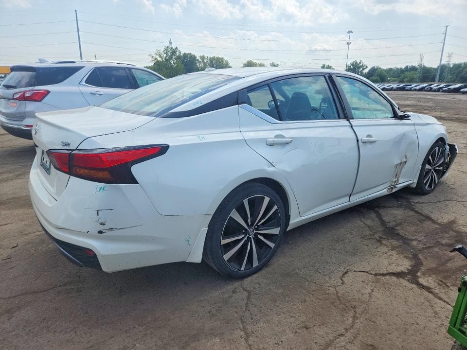 2019 NISSAN ALTIMA SR 3