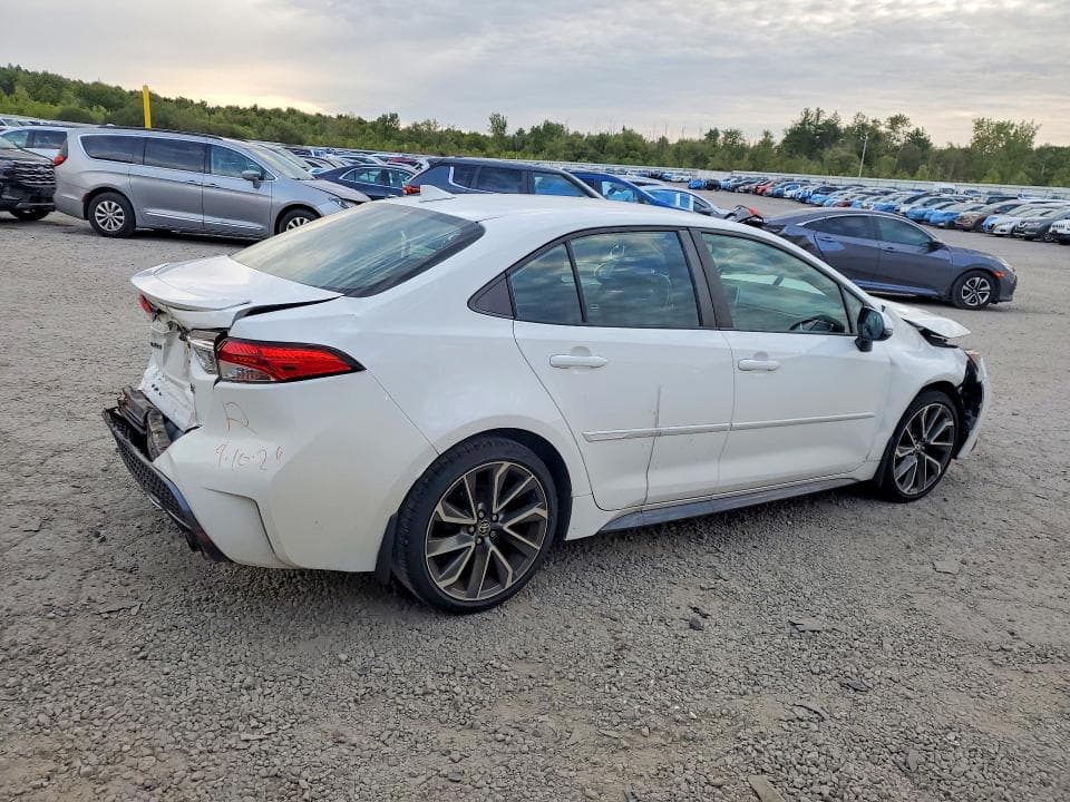 2021 TOYOTA COROLLA SE 3