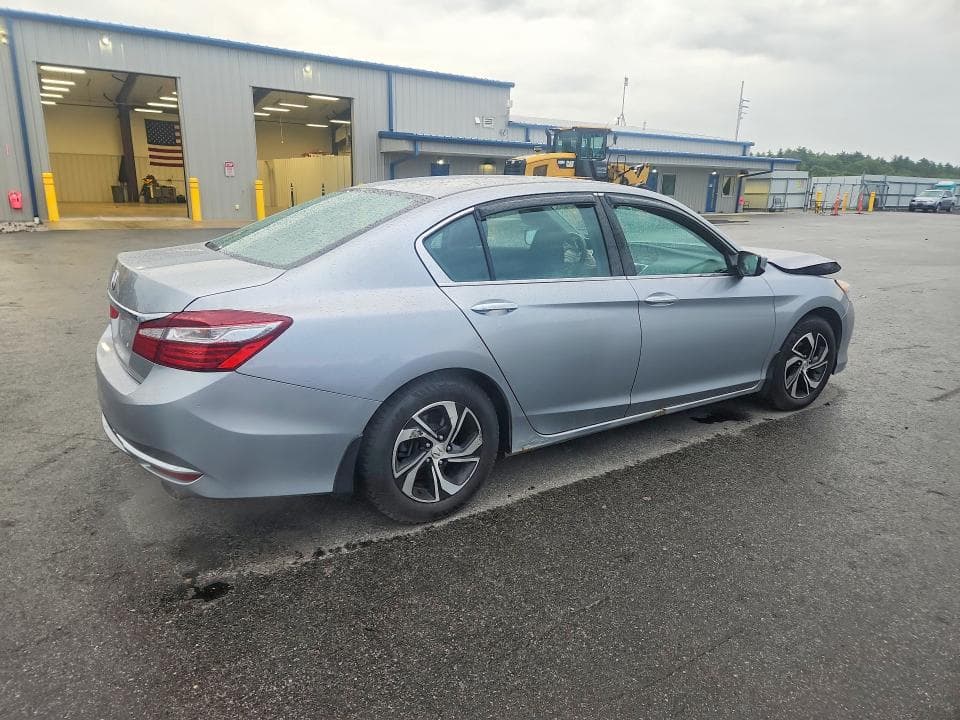 2017 HONDA ACCORD LX 3