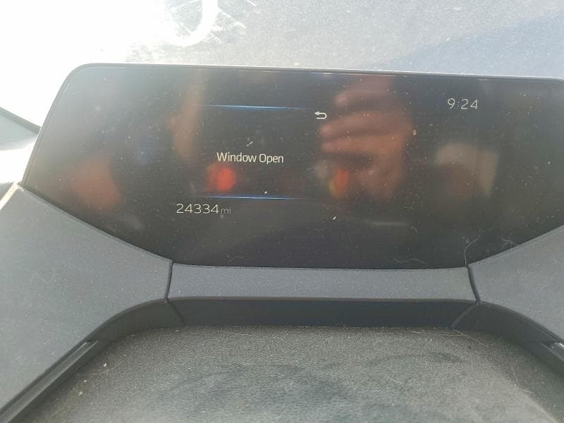 2024 TOYOTA PRIUS XLE 9