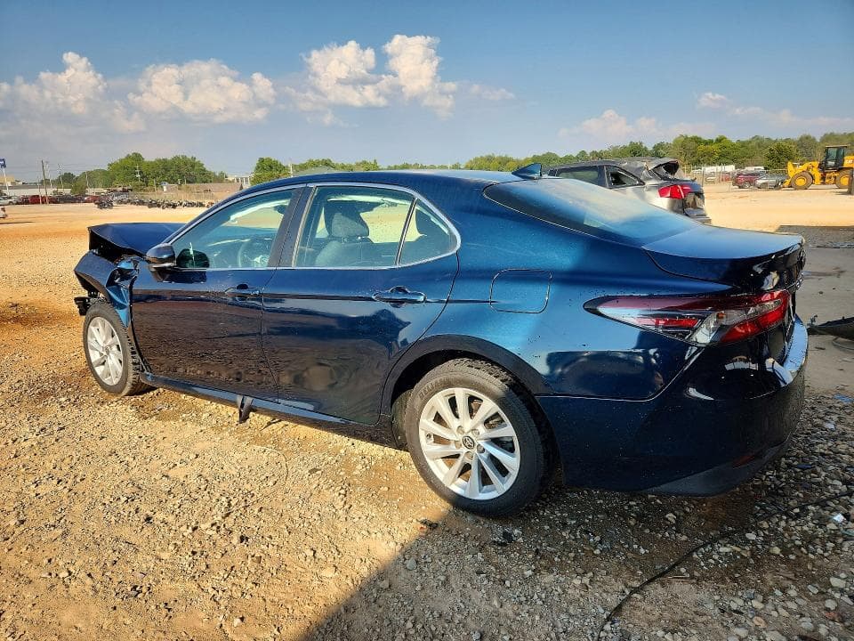 2021 TOYOTA CAMRY LE 2
