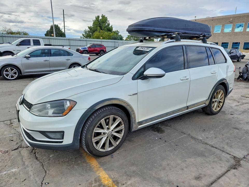 2017 VOLKSWAGEN GOLF ALLTRACK S
