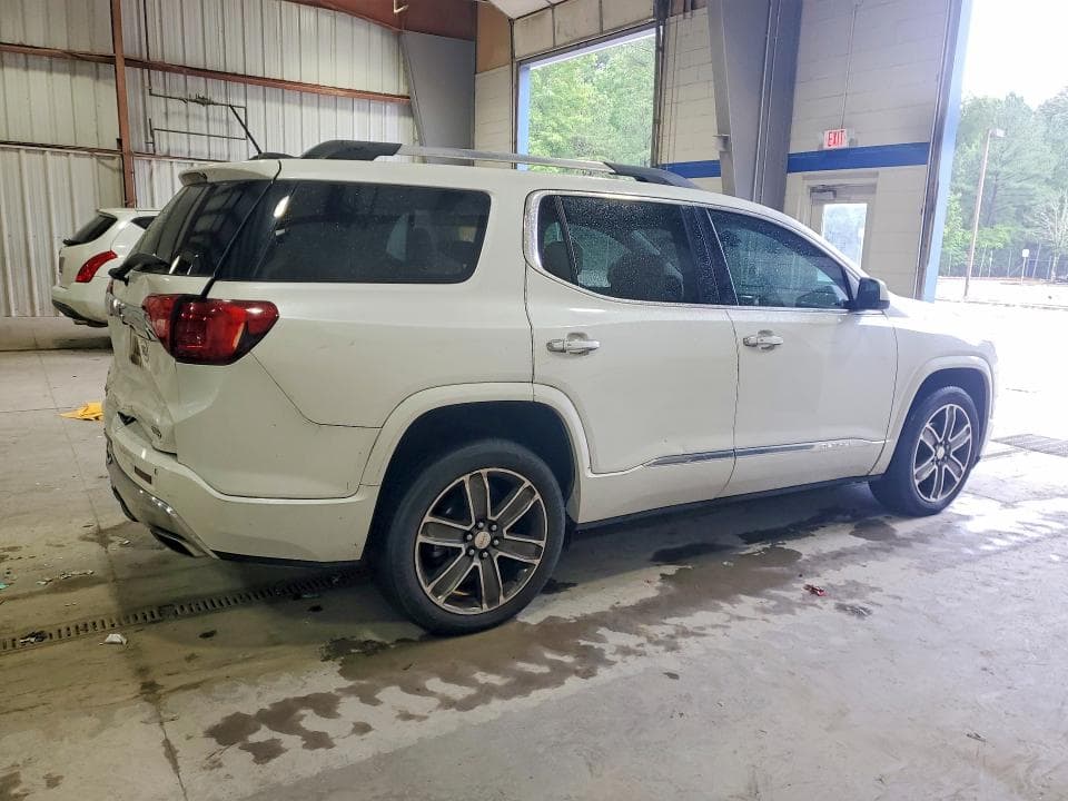 2017 GMC ACADIA DENALI 3