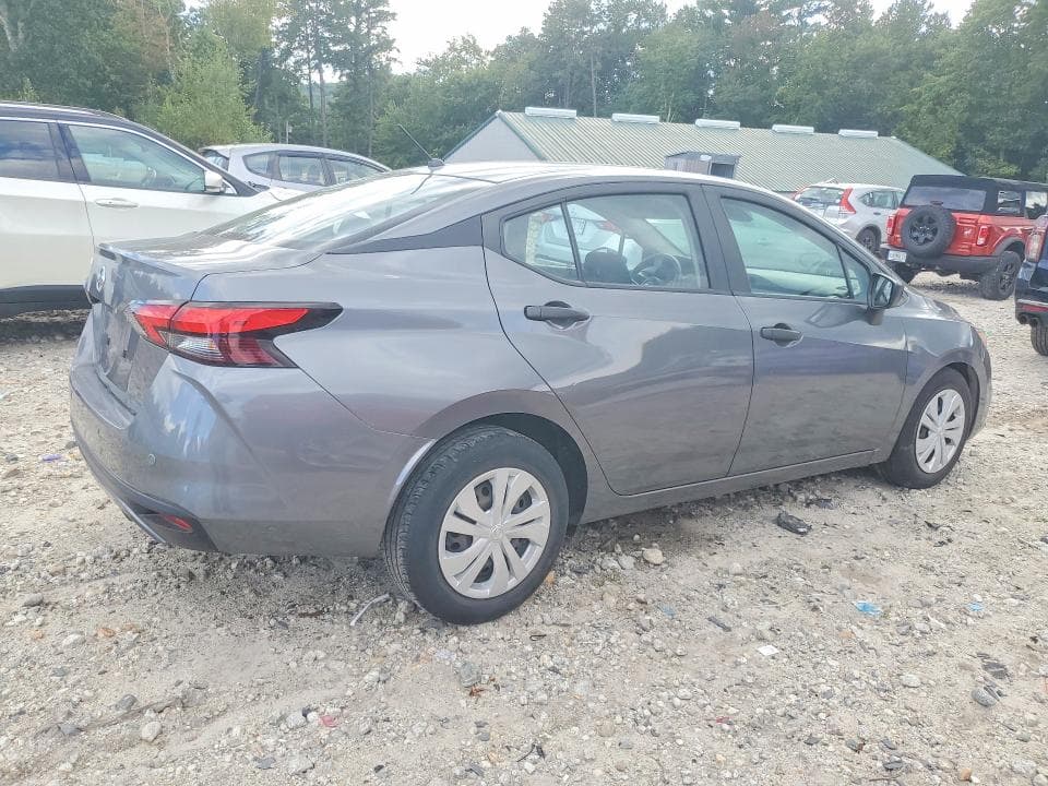 2020 NISSAN VERSA S 3