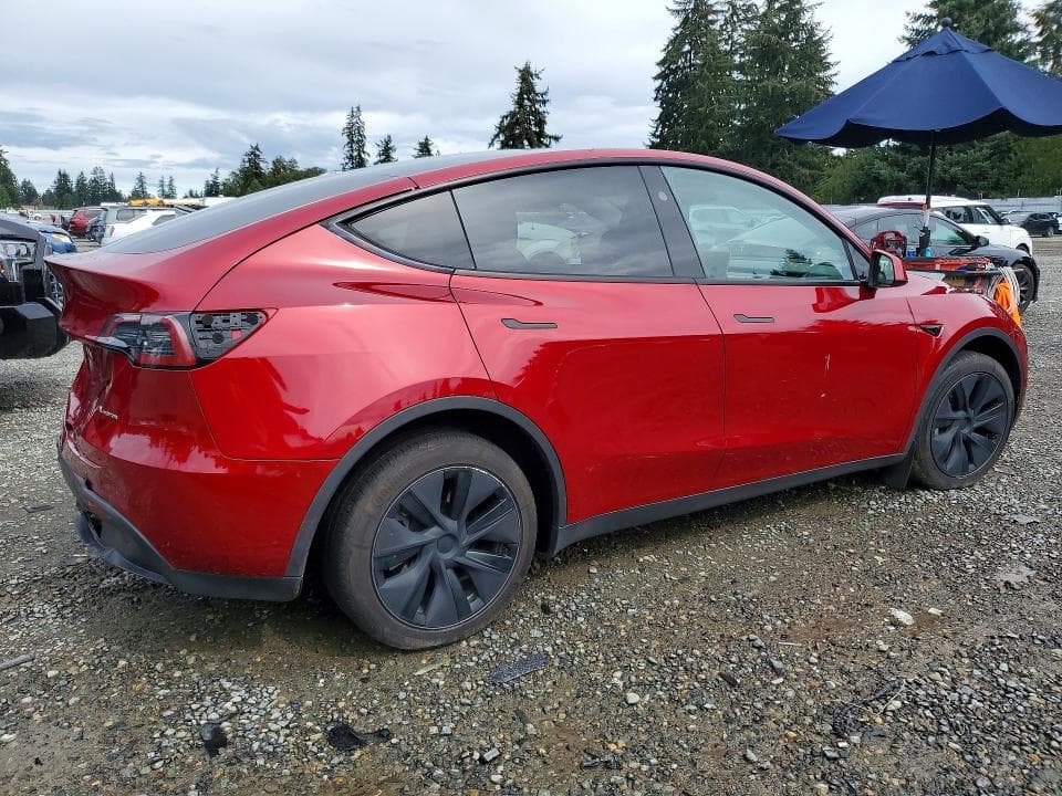 2025 TESLA MODEL Y 3