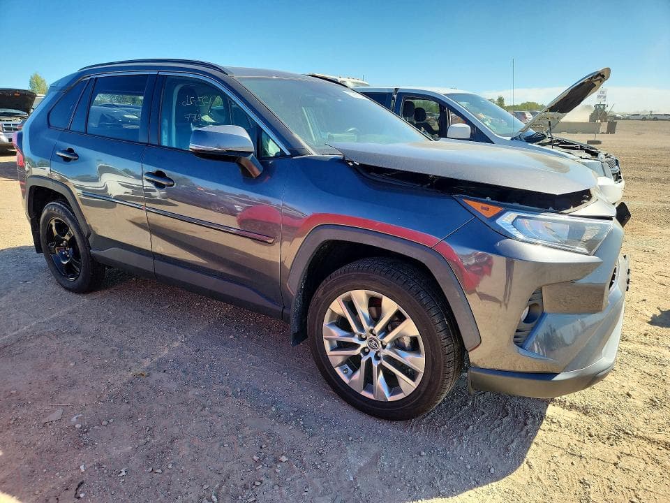 2019 TOYOTA RAV4 XLE PREMIUM 4