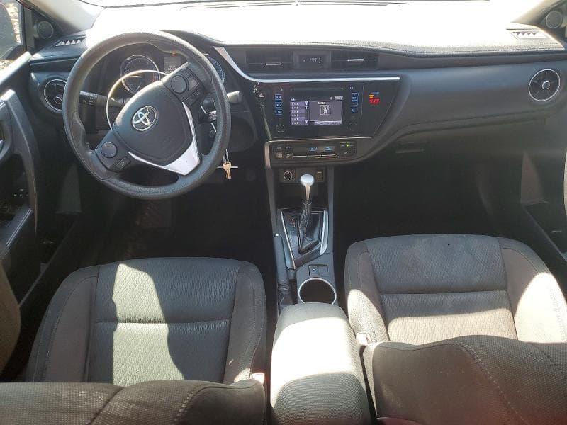 2019 TOYOTA COROLLA LE 8