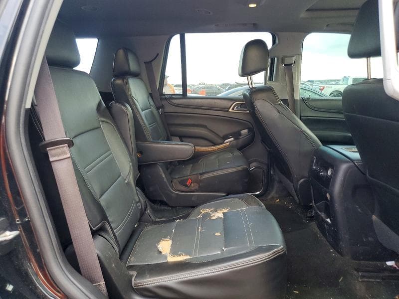 2017 GMC YUKON DENALI 10