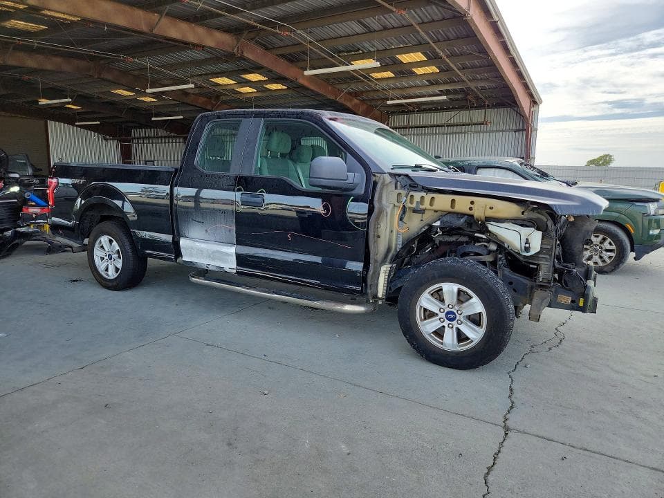 2017 FORD F150 SUPER CAB 4