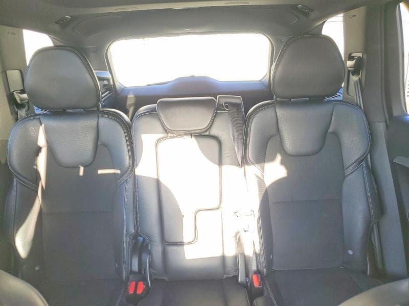 2018 VOLVO XC90 T6 10