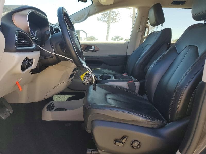 2017 CHRYSLER PACIFICA TOURING L 7