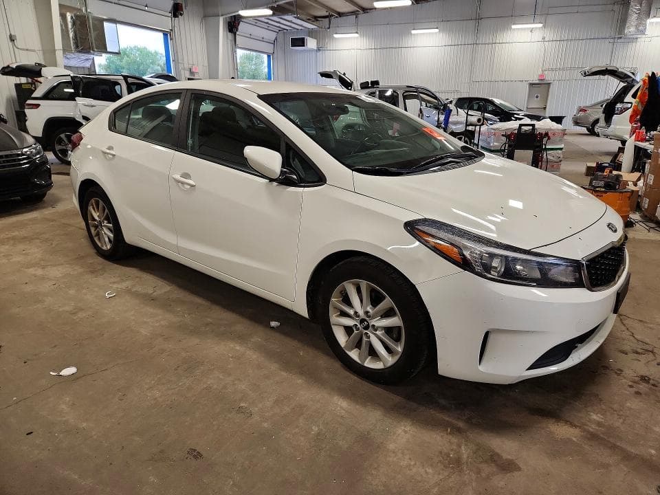 2017 KIA FORTE S 4