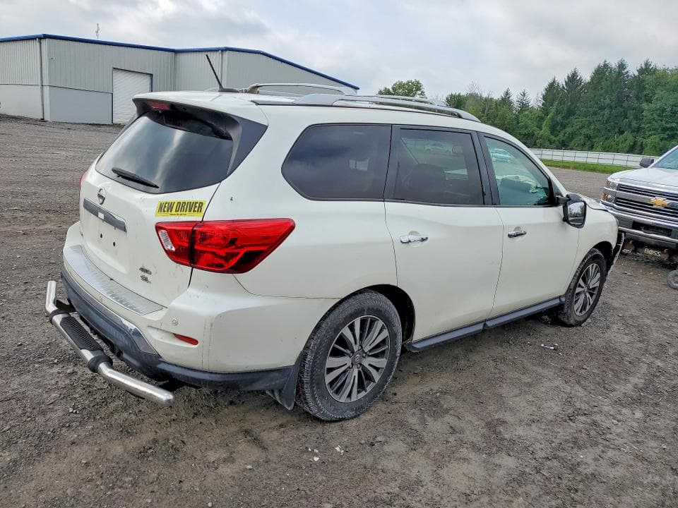 2017 NISSAN PATHFINDER SL 3