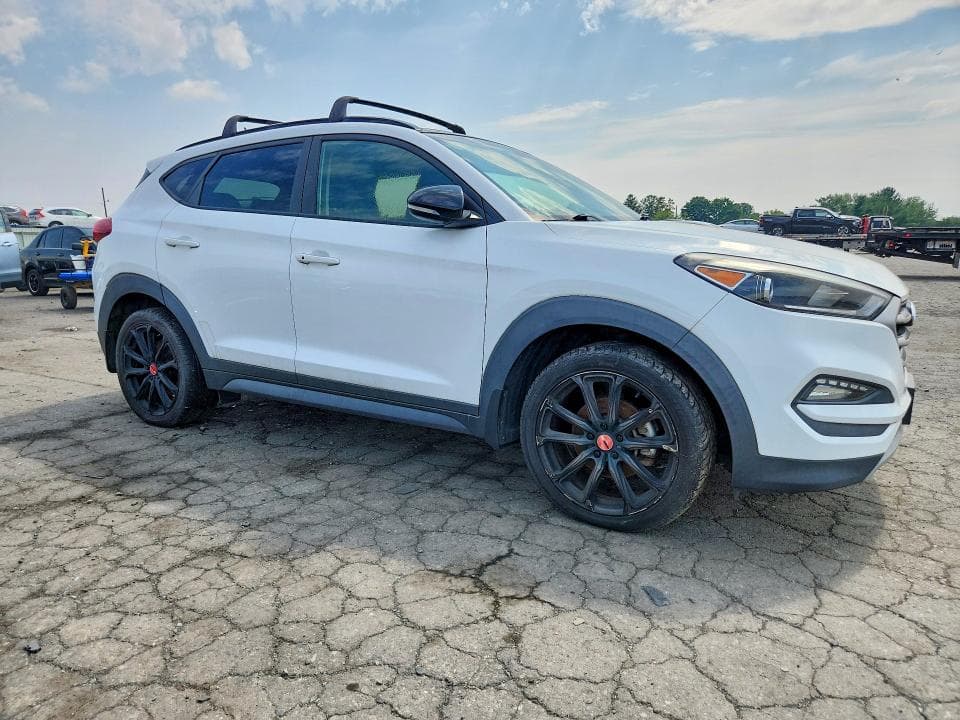 2017 HYUNDAI TUCSON NIGHT 4