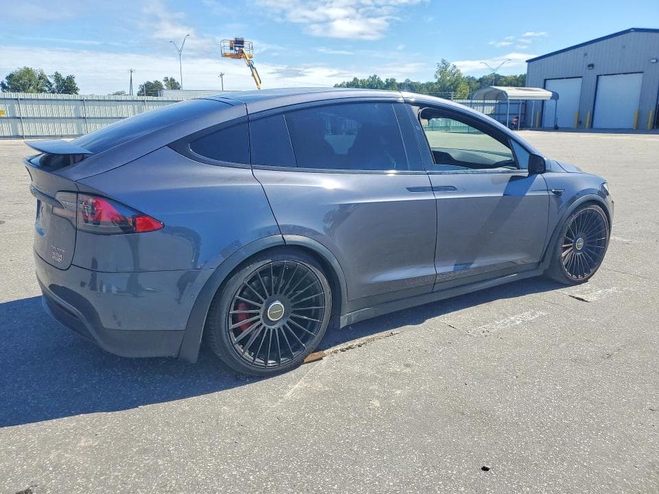 2021 TESLA MODEL X 3