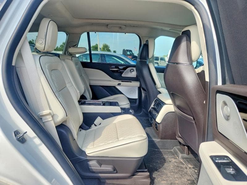 2020 LINCOLN AVIATOR BLACK LABEL 11