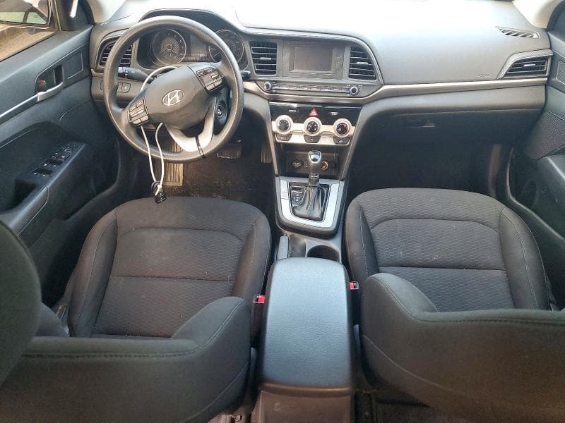 2019 HYUNDAI ELANTRA SE 8