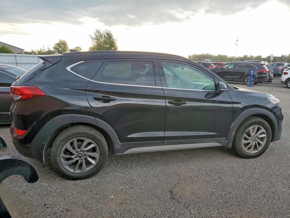 2018 HYUNDAI TUCSON SE 3