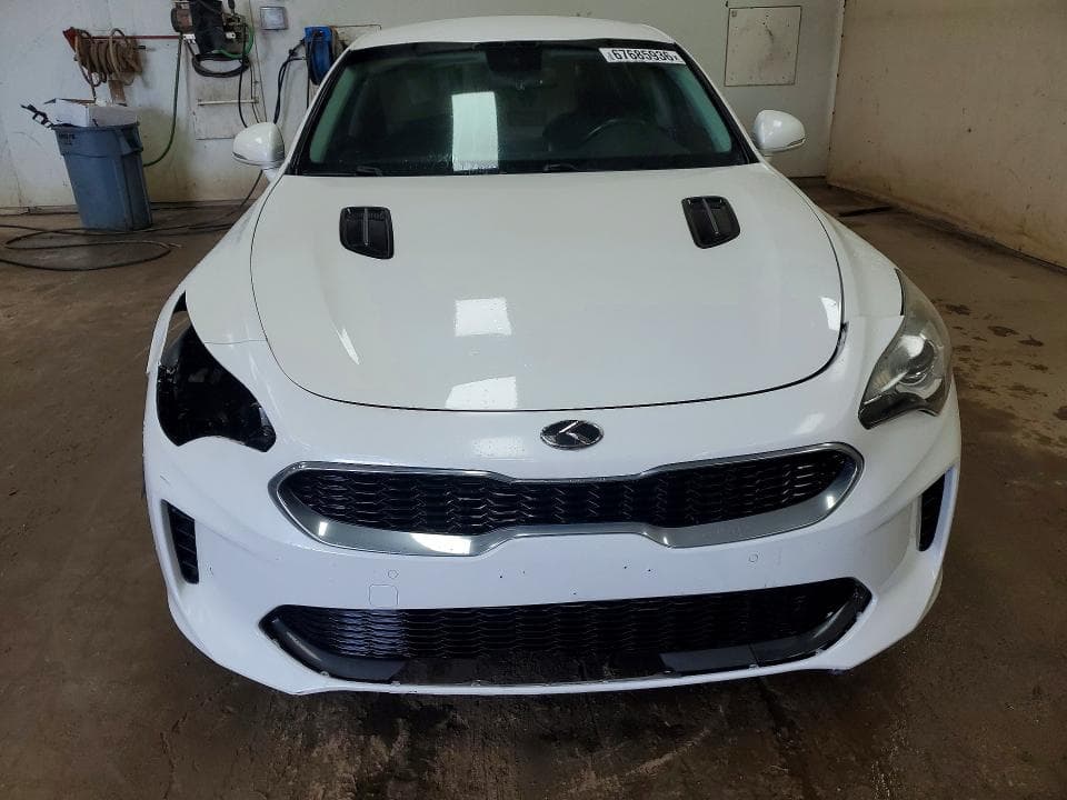 2018 KIA STINGER BASE 5