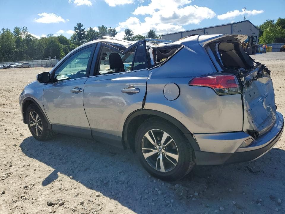 2017 TOYOTA RAV4 XLE 2