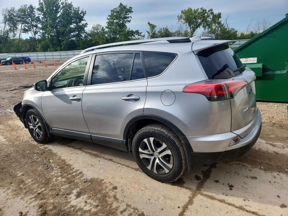 2018 TOYOTA RAV4 LE 2