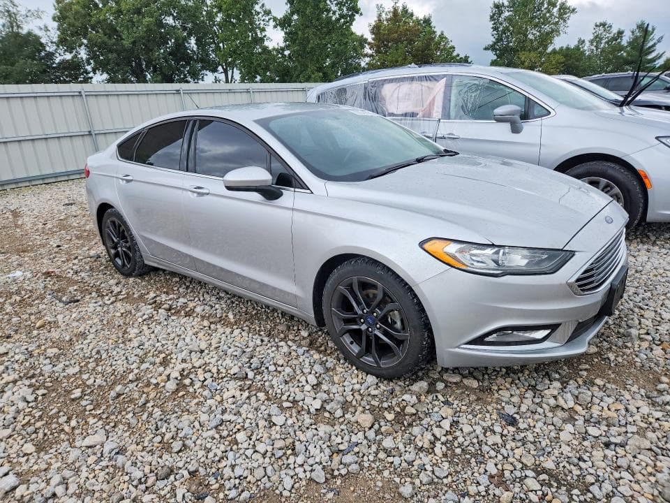 2018 FORD FUSION SE 4
