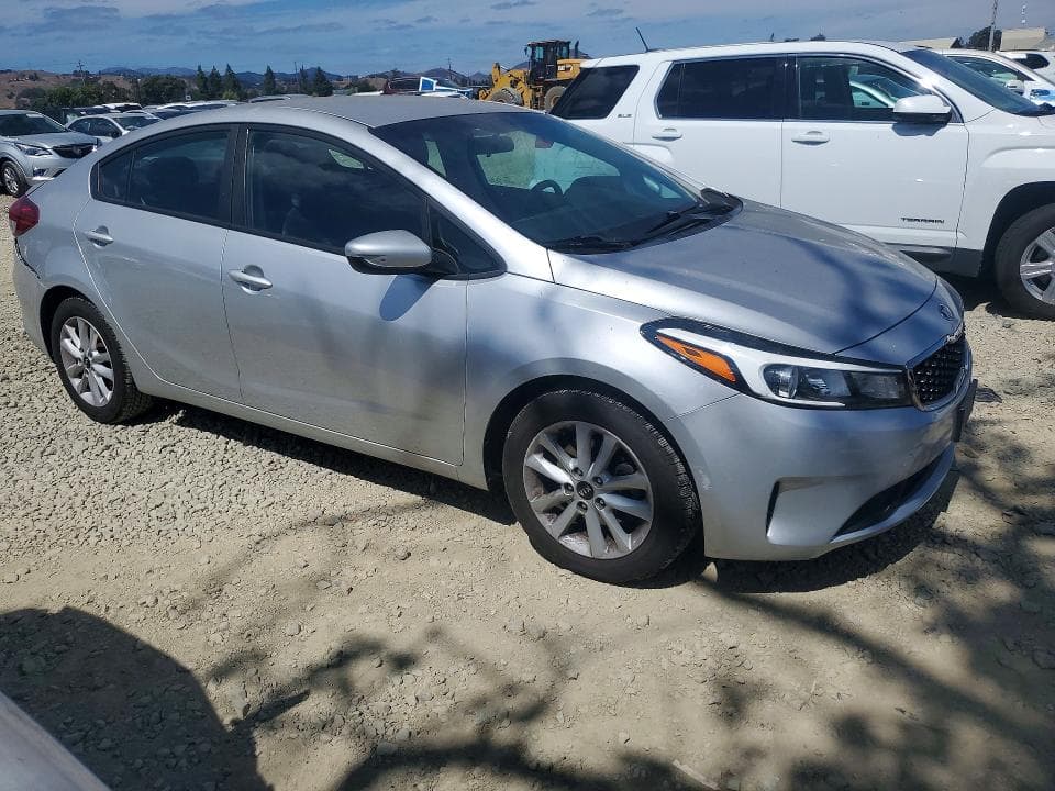 2017 KIA FORTE LX 4