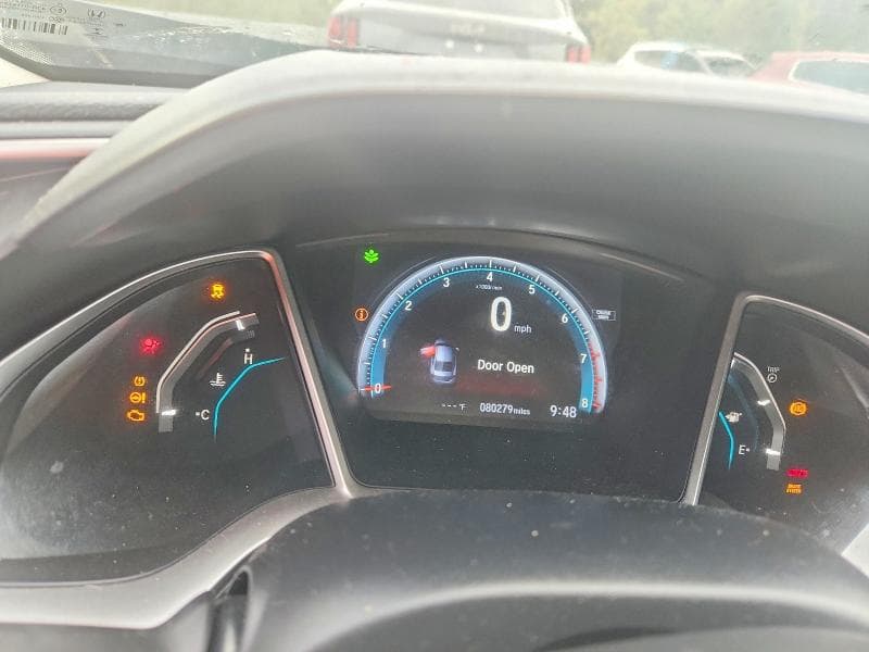 2018 HONDA CIVIC EX 9