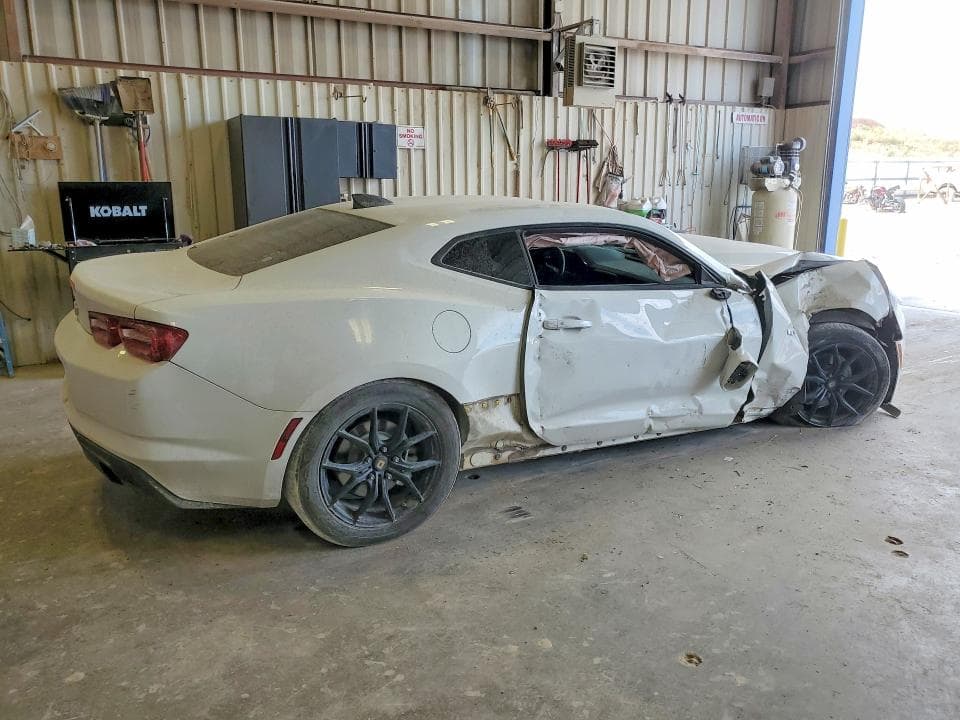 2020 CHEVROLET CAMARO LS 3