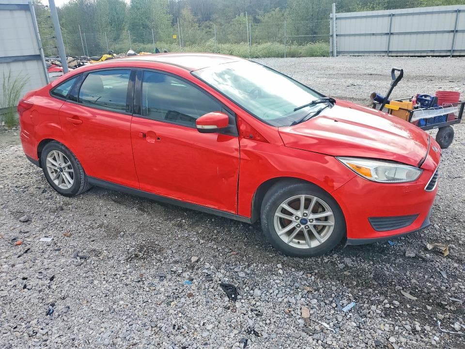 2017 FORD FOCUS SE 4